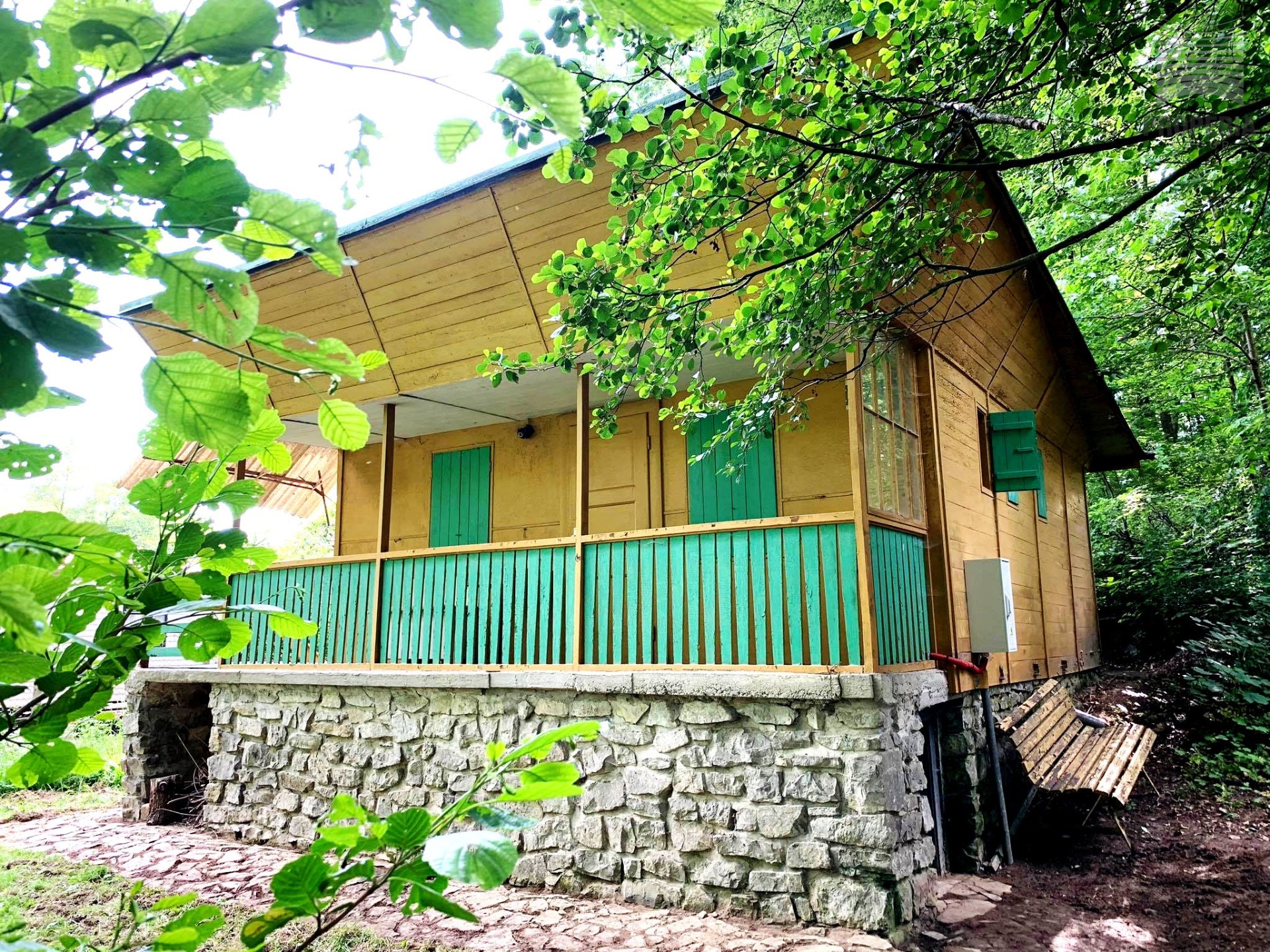 Prodej chaty 45 m<sup>2</sup> s terasou a sklepem, Brno - venkov, Ochoz u Brna